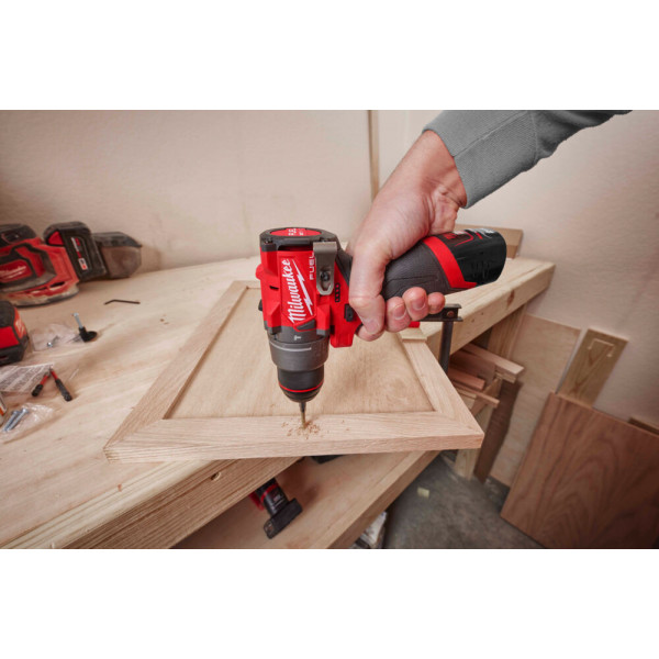 Taladro Percutor Subcompacto Milwaukee M12 FPD2-402X FUEL - Imagen 5