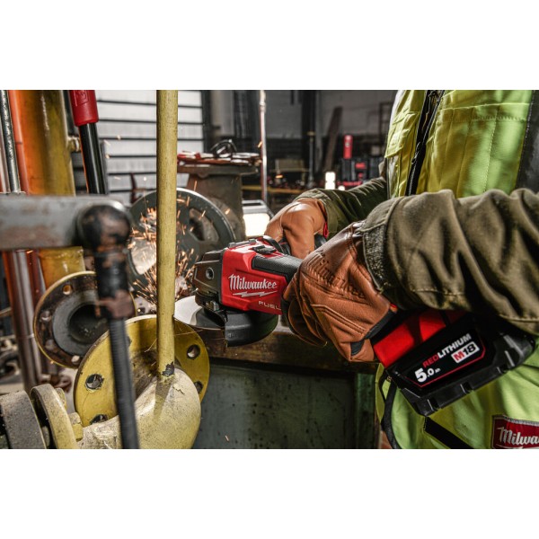 Amoladora Angular MILWAUKEE FUEL M18 FSAG125x-502x + Baterías, Cargador y Caja - Imagen 14
