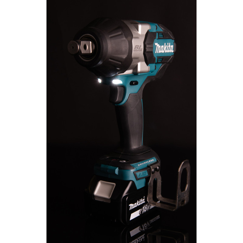 Imagen 2 - Llave de impacto DTW1001Z Makita 18V 3/4" 1.050Nm (SOLO MÁQUINA) Llave de impacto DTW1001Z Makita 18V 3/4" 1.050Nm (SOLO MÁQUINA) - Imagen 2