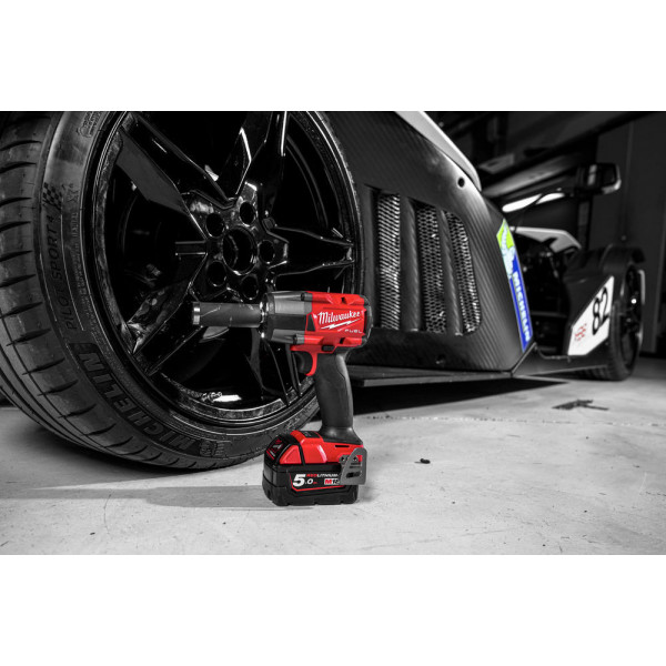 llave de impacto Milwaukee m18 fmtiw2f12 ideal para trabajos en taller - Imagen 4